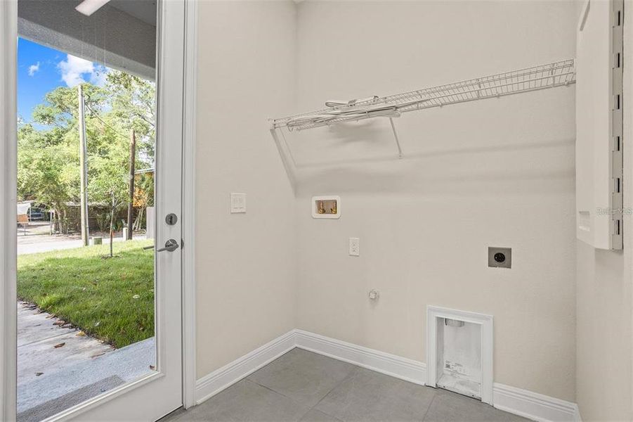 Spacious, unfurnished interior of a new home in , St. Petersburg (Image 19). Spacious, unfurnished interior of a new home in , St. Petersburg (Image 19).