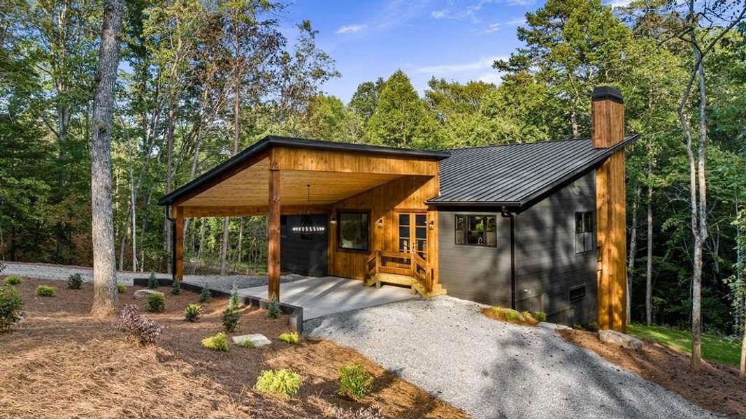 Front exterior of a new home in , McCaysville, GA, highlighting curb appeal (Image 22).