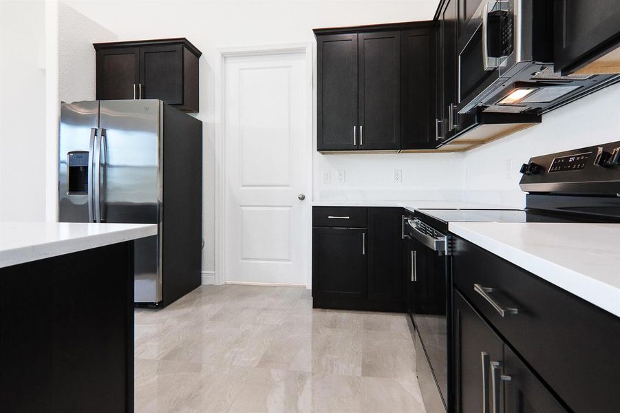 18 - Kitchen 18 - Kitchen