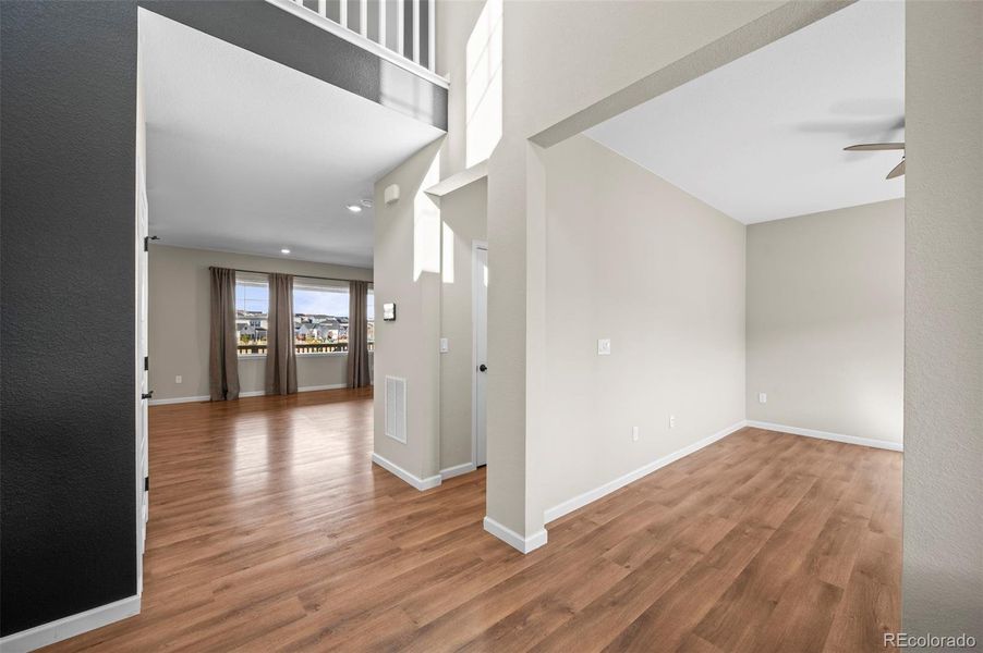 Spacious, unfurnished interior of a new home in , Aurora (Image 29).