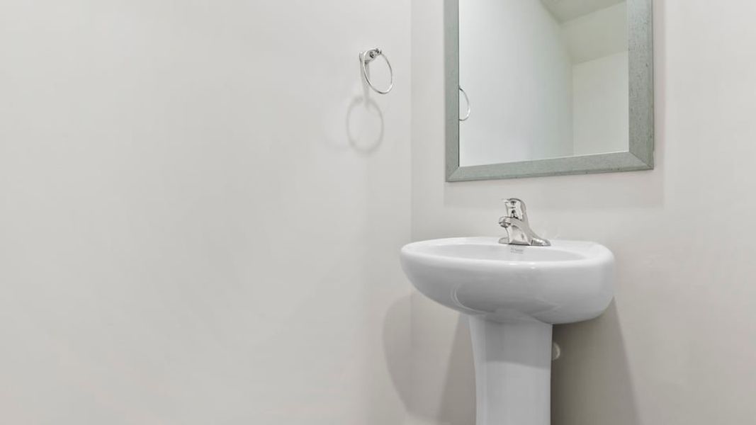 Close-up of interior finishes inside a home in Chestnut Ridge Townhomes, Greenville (Image 13). Close-up of interior finishes inside a home in Chestnut Ridge Townhomes, Greenville (Image 13).