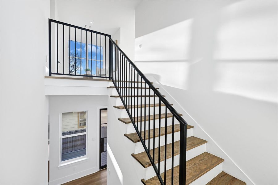 Spacious, unfurnished interior of a new home in , Houston (Image 19).
