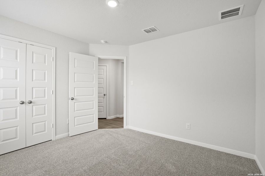 Spacious, unfurnished interior of a new home in Cinco Lakes, San Antonio (Image 21). Spacious, unfurnished interior of a new home in Cinco Lakes, San Antonio (Image 21).