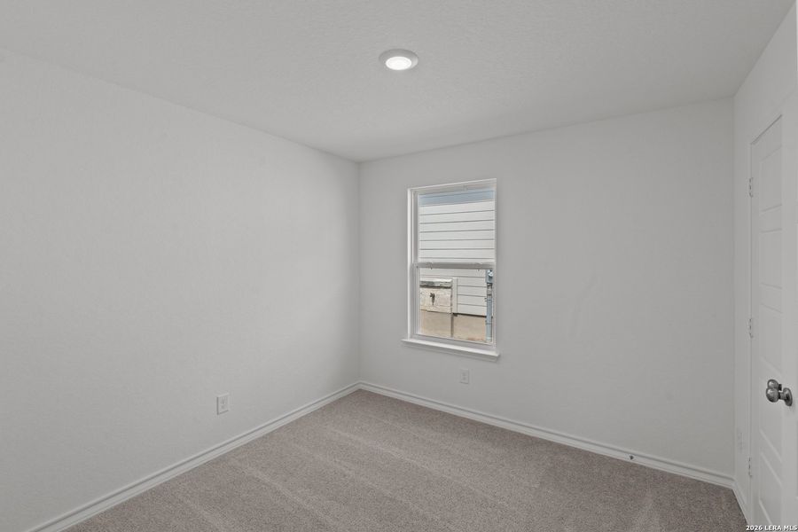 Spacious, unfurnished interior of a new home in Dove Song, Marion (Image 15).