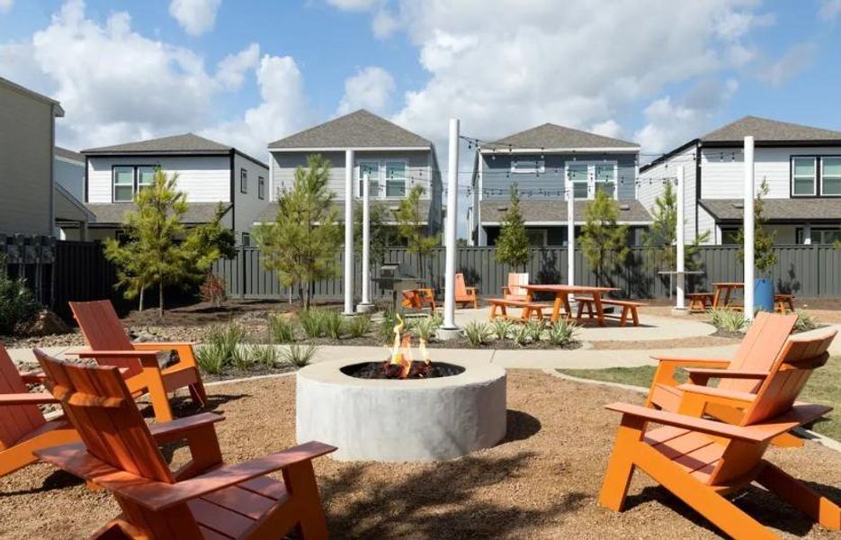 Community amenities in Kemah Crossing - Luxe Series, Kemah (Image 35).