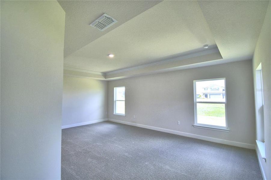 Spacious, unfurnished interior of a new home in , Auburndale (Image 50).