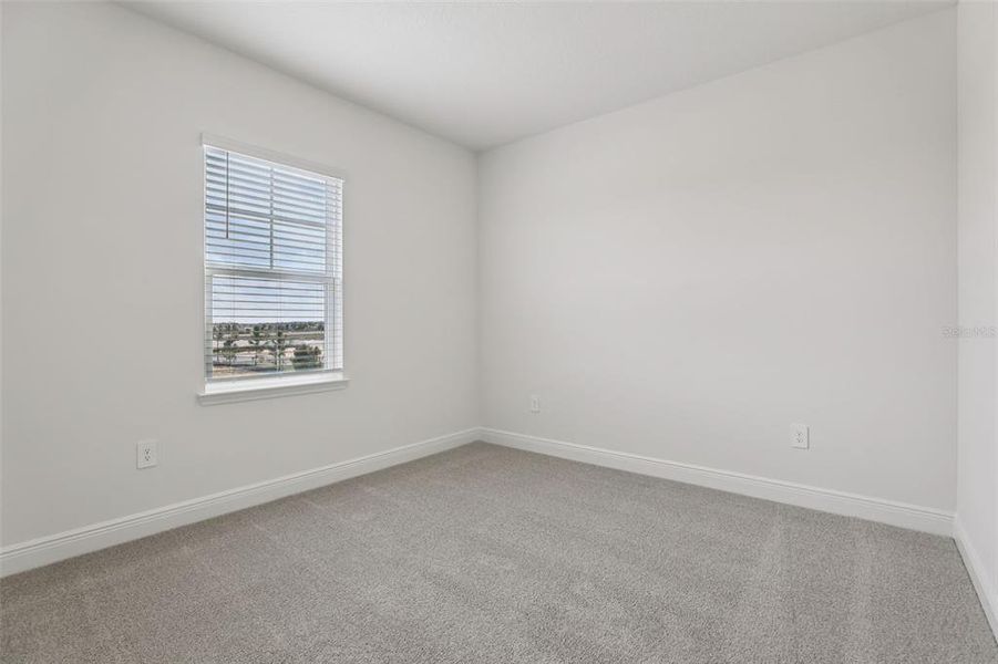 Spacious, unfurnished interior of a new home in Cyrene at Minneola, Minneola (Image 36).