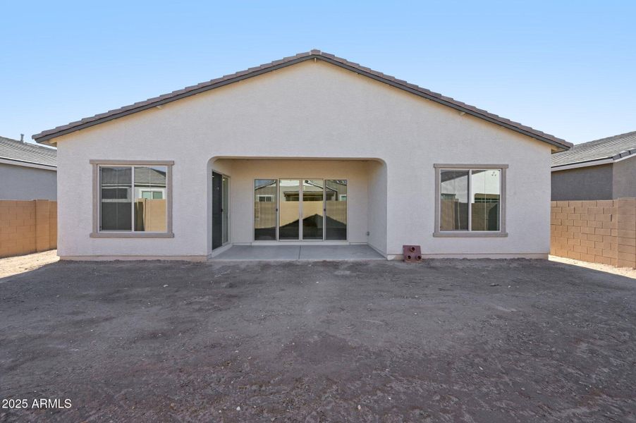 49-web-or-mls-E Stirrup St-S1212-049 49-web-or-mls-E Stirrup St-S1212-049