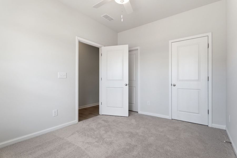 Spacious, unfurnished interior of a new home in Piper Creek, Newton (Image 30). Spacious, unfurnished interior of a new home in Piper Creek, Newton (Image 30).