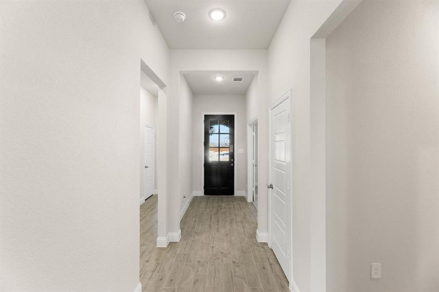 1003 Sedona-Entry-1 1003 Sedona-Entry-1