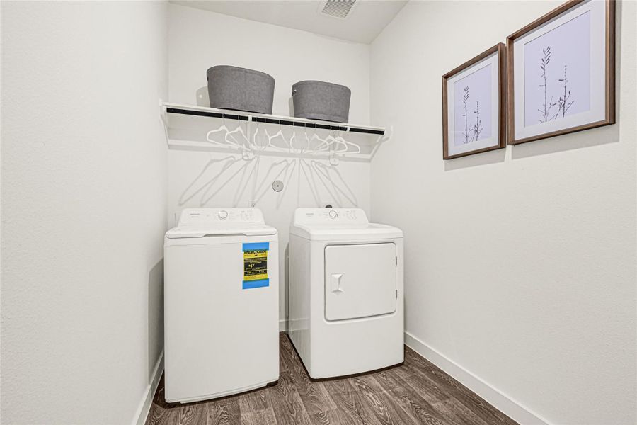 Furnished interior view inside a new home in Emberly, Beasley (Image 25).