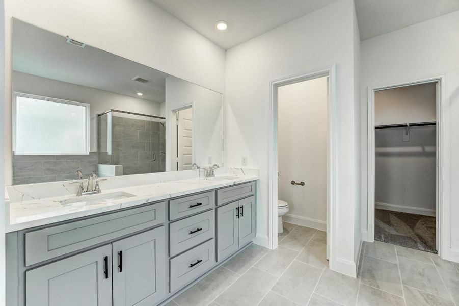 Furnished interior view inside a new home in Townsen Landing, Humble (Image 29).