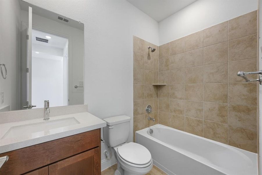 1600 Victory Terrace ~ Ready Now