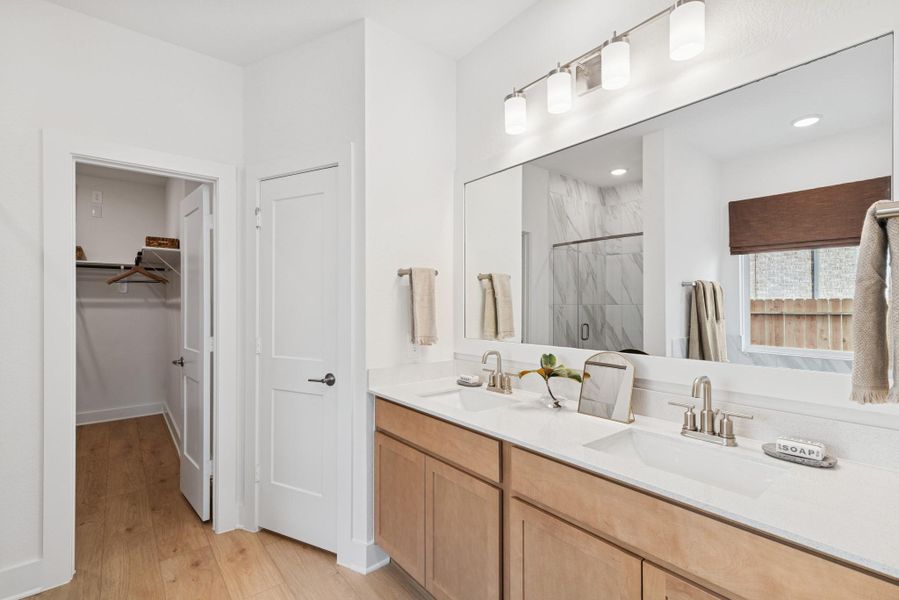 Furnished interior view inside a new home in Wildrye, Waller (Image 17).