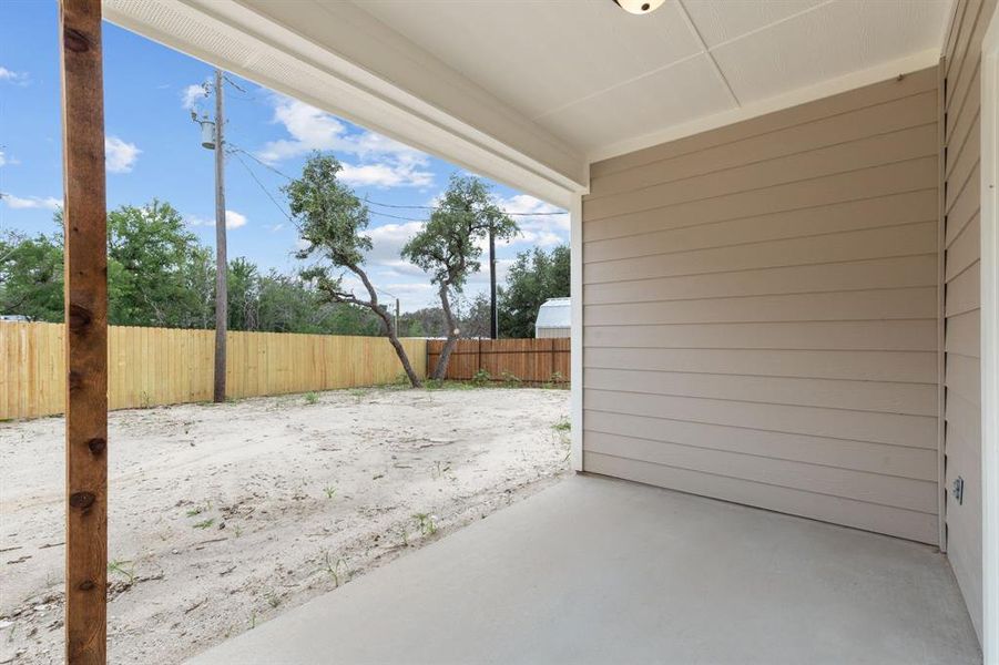 Exterior details and patio area of a home in , Weatherford (Image 24).