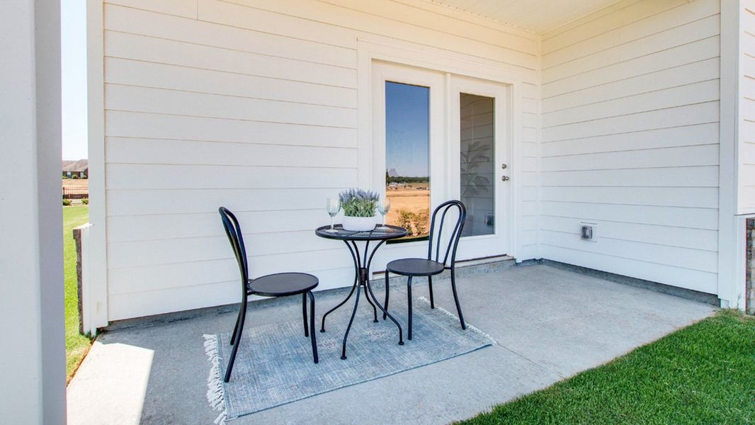 Exterior details and patio area of a home in Nexus South, Gallatin (Image 2).