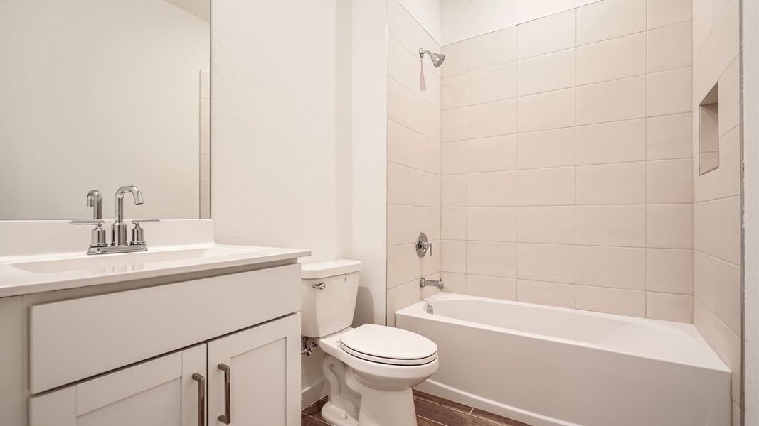 Representative furnished interior of a home built from the Davenport by D.R. Horton in Messina Place, Homestead (Image 43). Representative furnished interior of a home built from the Davenport by D.R. Horton in Messina Place, Homestead (Image 43).