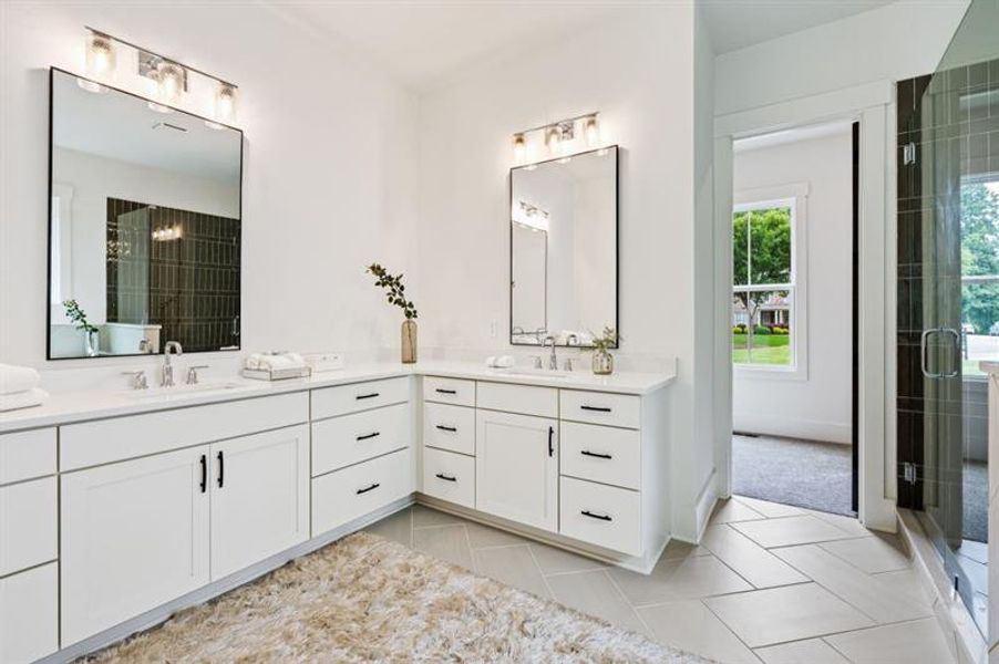 Furnished interior view inside a new home in White Post on Lake Lanier, Gainesville (Image 28).