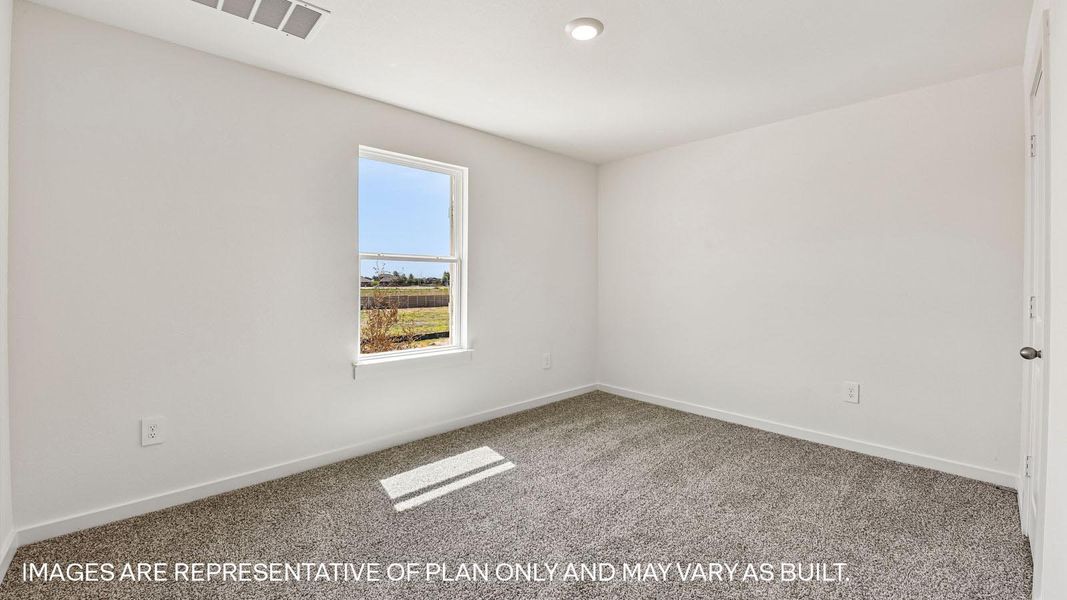 Representative unfurnished interior of a home built from the The Ozark by D.R. Horton in Monarch Ranch, Manor (Image 38).