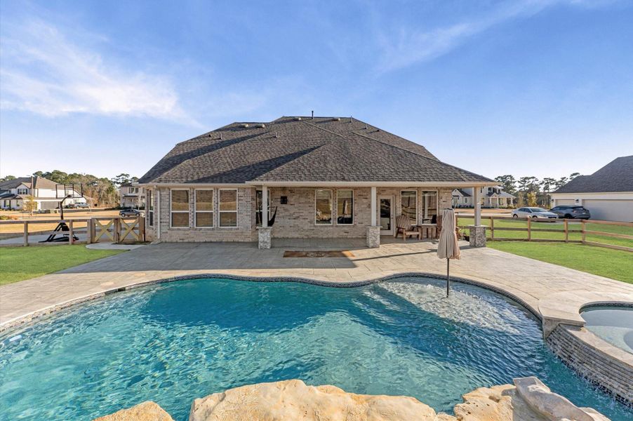 10 ton Waterfall has duel fire pits