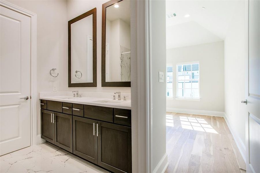 Image of actual unit.