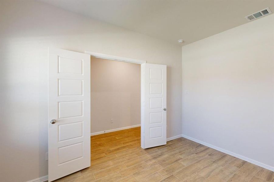 Spacious, unfurnished interior of a new home in Forest Park, Princeton (Image 27). Spacious, unfurnished interior of a new home in Forest Park, Princeton (Image 27).