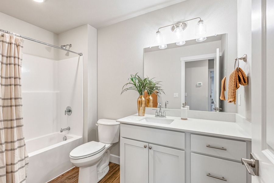Representative furnished interior of a home built from the Sycamore - IronHorse by MonteVista Homes in IronHorse, Prineville (Image 8).