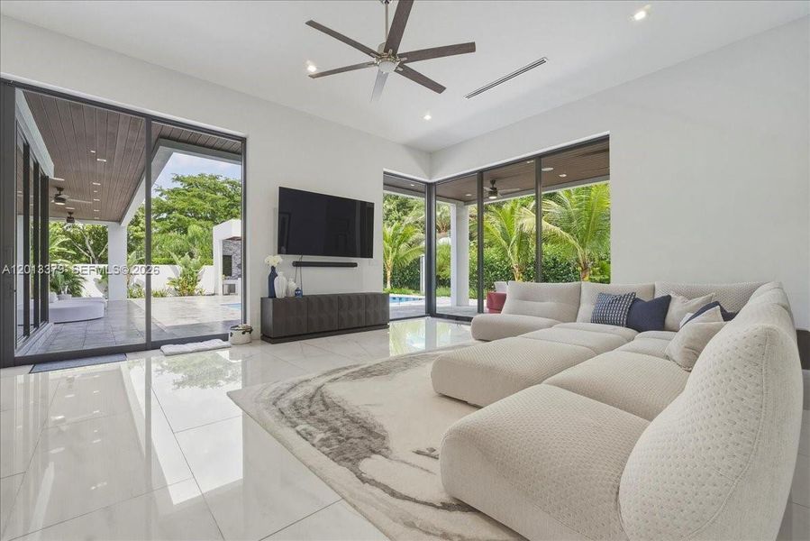 Furnished interior view inside a new home in , Pinecrest (Image 19).