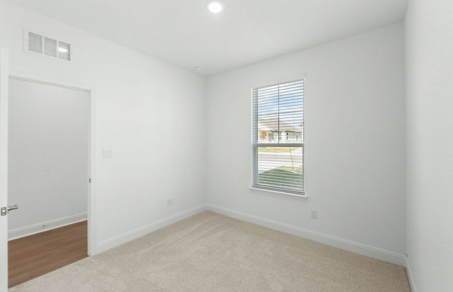 Spacious, unfurnished interior of a new home in Patterson Ranch, Georgetown (Image 18). Spacious, unfurnished interior of a new home in Patterson Ranch, Georgetown (Image 18).