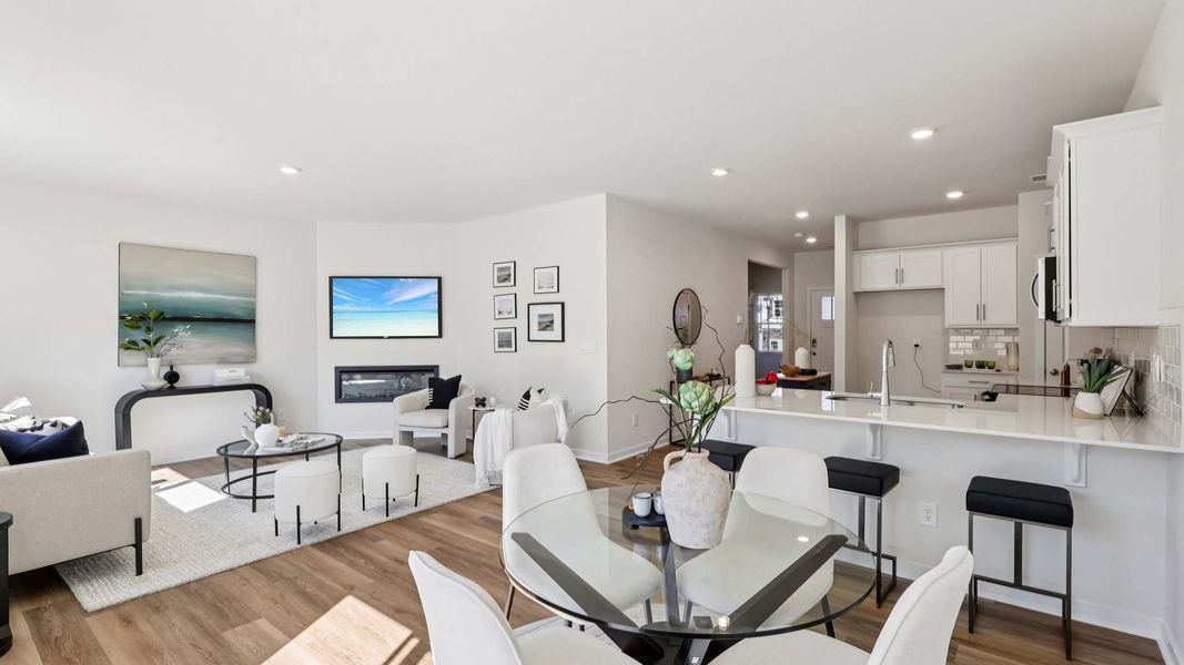 Representative furnished interior of a home built from the Macon by D.R. Horton in Stanton, Richburg (Image 10). Representative furnished interior of a home built from the Macon by D.R. Horton in Stanton, Richburg (Image 10).