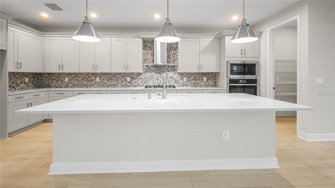 Furnished interior view inside a new home in Cresswind at Lake Harris, Tavares (Image 13). Furnished interior view inside a new home in Cresswind at Lake Harris, Tavares (Image 13).