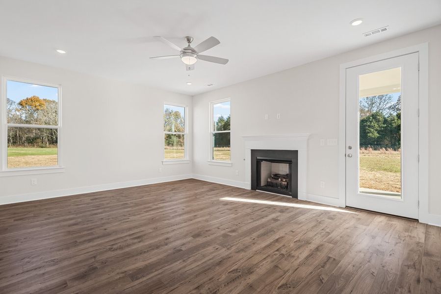 New Home in Chapel Hill, TN.  - Slide 23