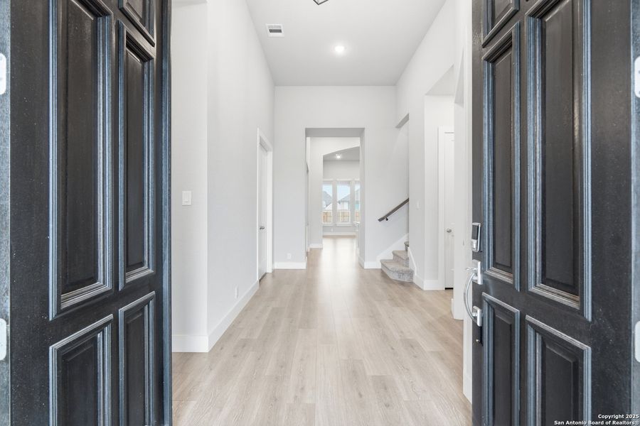 Spacious, unfurnished interior of a new home in , Bulverde (Image 36). Spacious, unfurnished interior of a new home in , Bulverde (Image 36).