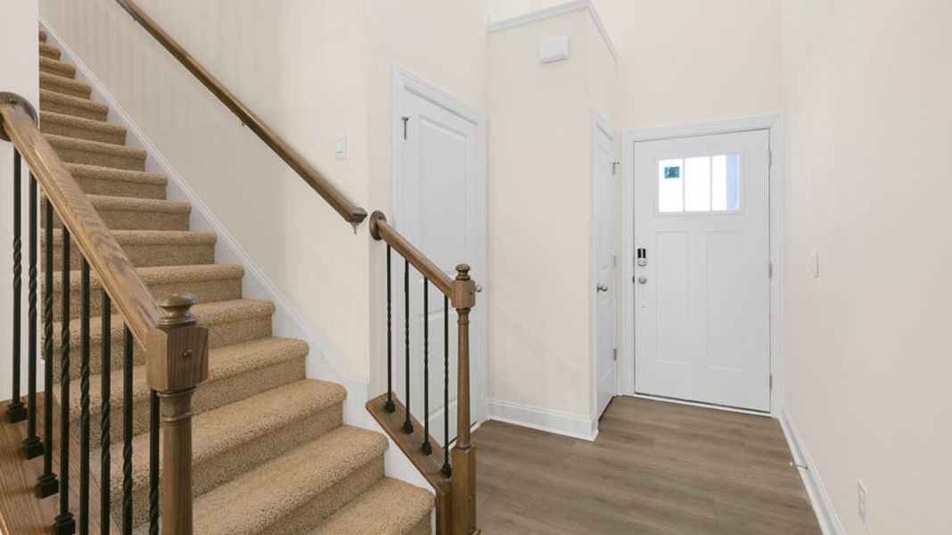 Spacious, unfurnished interior of a new home in Lybrook Village, Advance (Image 6).
