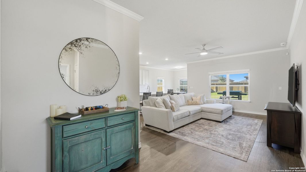 Furnished interior view inside a new home in Legend Pond, New Braunfels (Image 32). Furnished interior view inside a new home in Legend Pond, New Braunfels (Image 32).