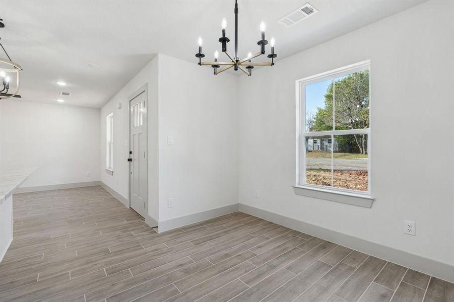Spacious, unfurnished interior of a new home in , Granbury (Image 25). Spacious, unfurnished interior of a new home in , Granbury (Image 25).