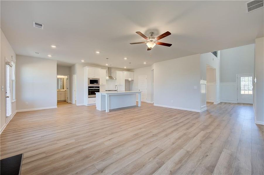Spacious, unfurnished interior of a new home in , Hampton (Image 13).
