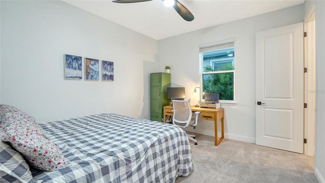 Furnished interior view inside a new home in Star Farms at Lakewood Ranch, Bradenton (Image 10).