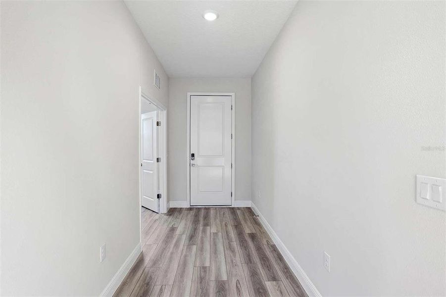 Spacious, unfurnished interior of a new home in Pasadena Woods, Dade City (Image 25). Spacious, unfurnished interior of a new home in Pasadena Woods, Dade City (Image 25).