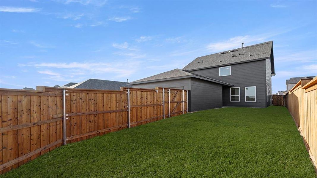 27. 3230 Summerland - Back (2) 27. 3230 Summerland - Back (2)