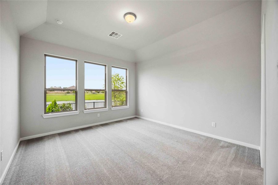 Spacious, unfurnished interior of a new home in , La Marque (Image 32).