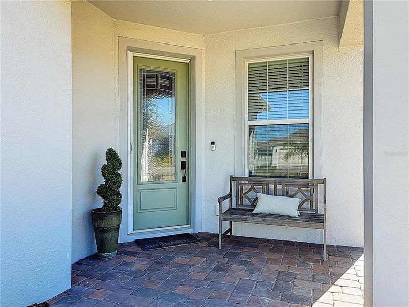 Exterior details and patio area of a home in , Minneola (Image 28).