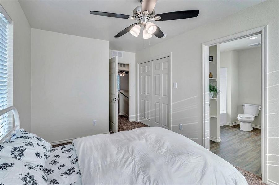 Furnished interior view inside a new home in , Fort Worth (Image 9). Furnished interior view inside a new home in , Fort Worth (Image 9).