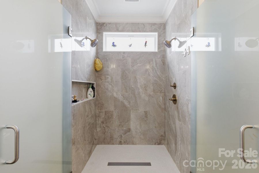 Image 34 of a home in .