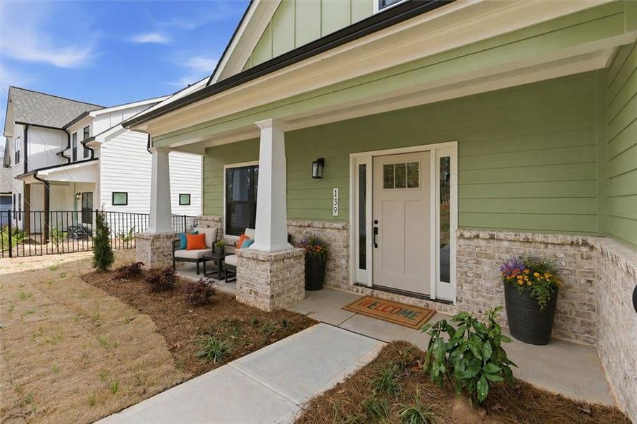 Exterior details and patio area of a home in , Emerson (Image 25).