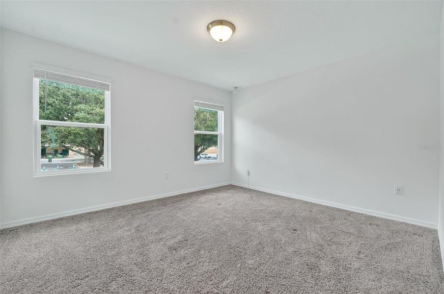 Spacious, unfurnished interior of a new home in , Orlando (Image 21).