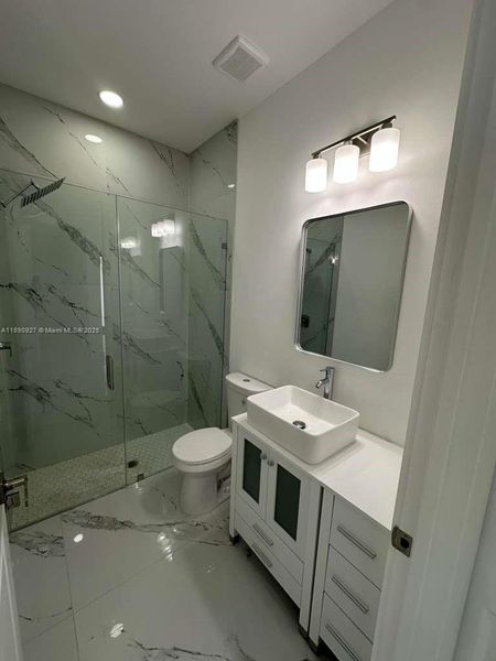 Furnished interior view inside a new home in , Lehigh Acres (Image 3).