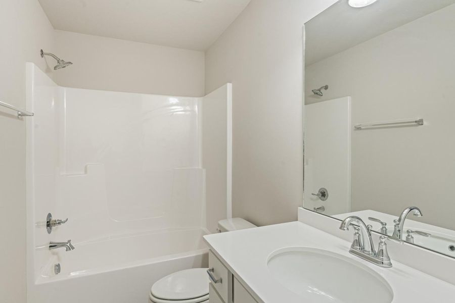 Furnished interior view inside a new home in Woodbridge Glen, Lebanon (Image 33).