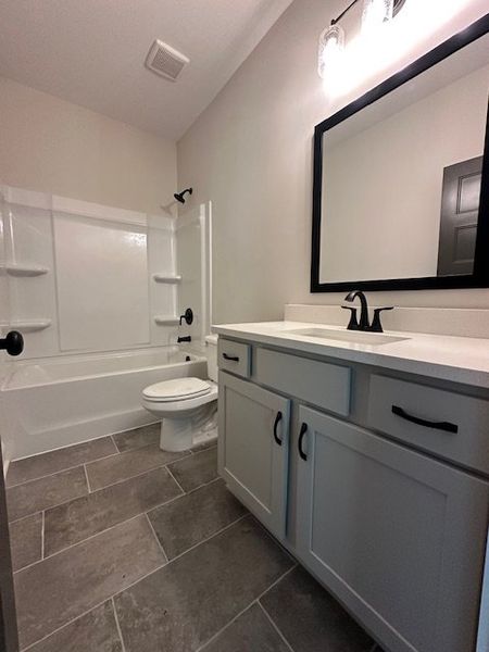 Furnished interior view inside a new home in Lower Big Springs, LaGrange (Image 4).