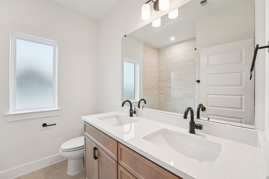 Furnished interior view inside a new home in Sauls Ranch, Round Rock (Image 12).